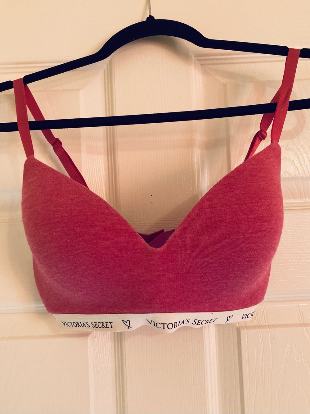 Victoria’s Secret Wireless Adjustable Bra